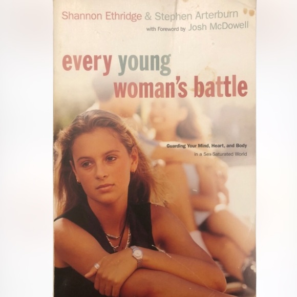 Paperback Book- Every Young Woman's Battle-Shannon Ethridge & Stephen Arterburn - Picture 1 of 3